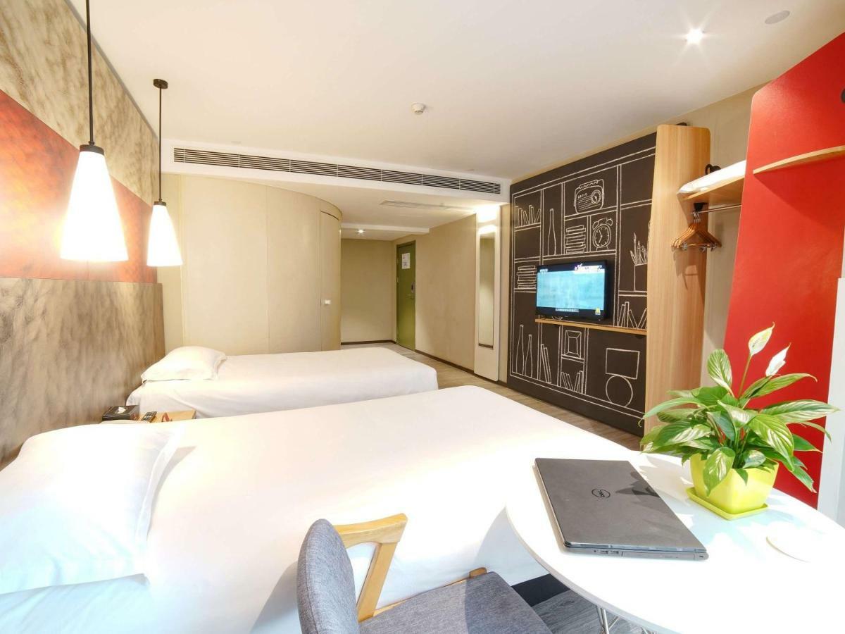 Hotel Ibis Chengdu West Jingcui Road Exterior foto